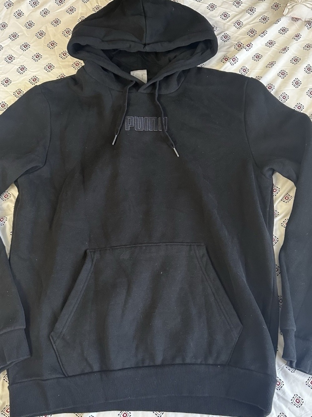 Womens black puma medium hoodie pockets drawstring logo sweatshirt outerwear